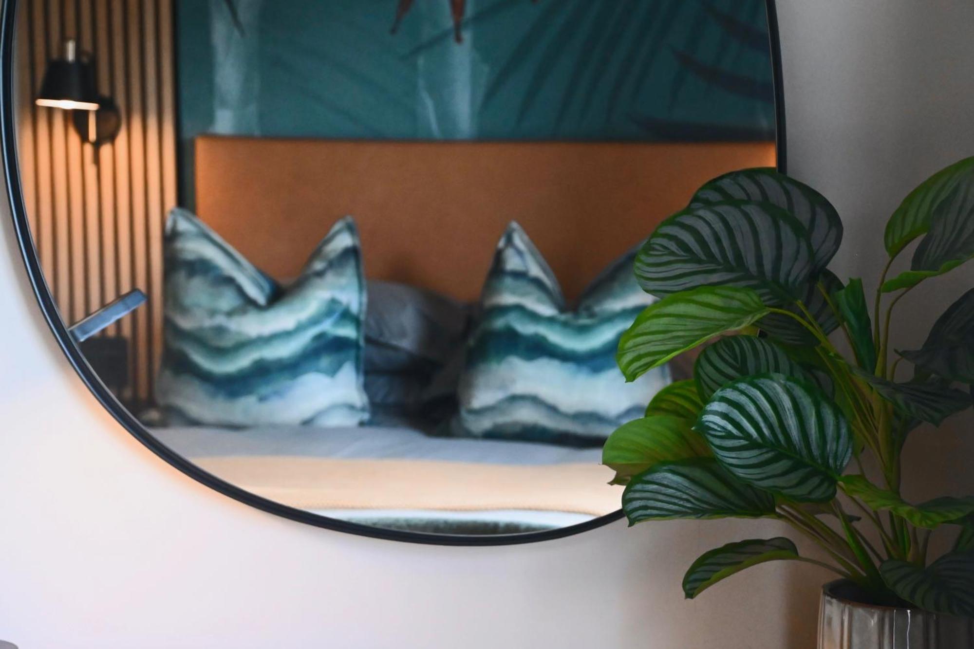 Apartment Luxery Gem In *